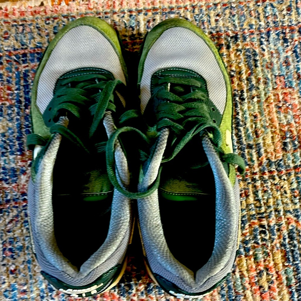 Nike Air Max 90 Green & Gray Sneakers
